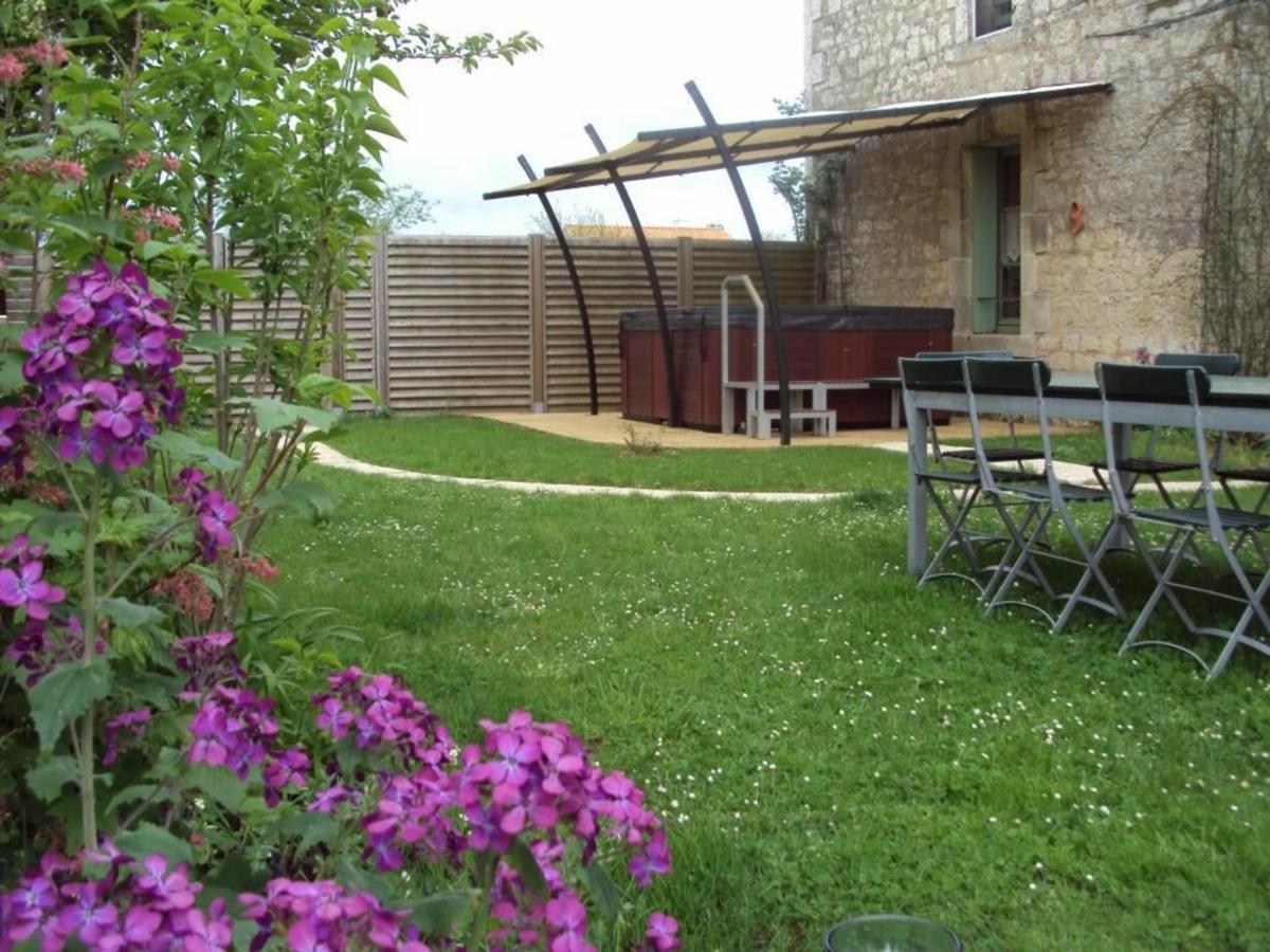 Maison Renovee Avec Jardin, Spa, Velos Pres Des Commerces - Animaux Acceptes - Fr-1-426-291 Vila Saint-Martin-de-Fraigneau Exterior foto